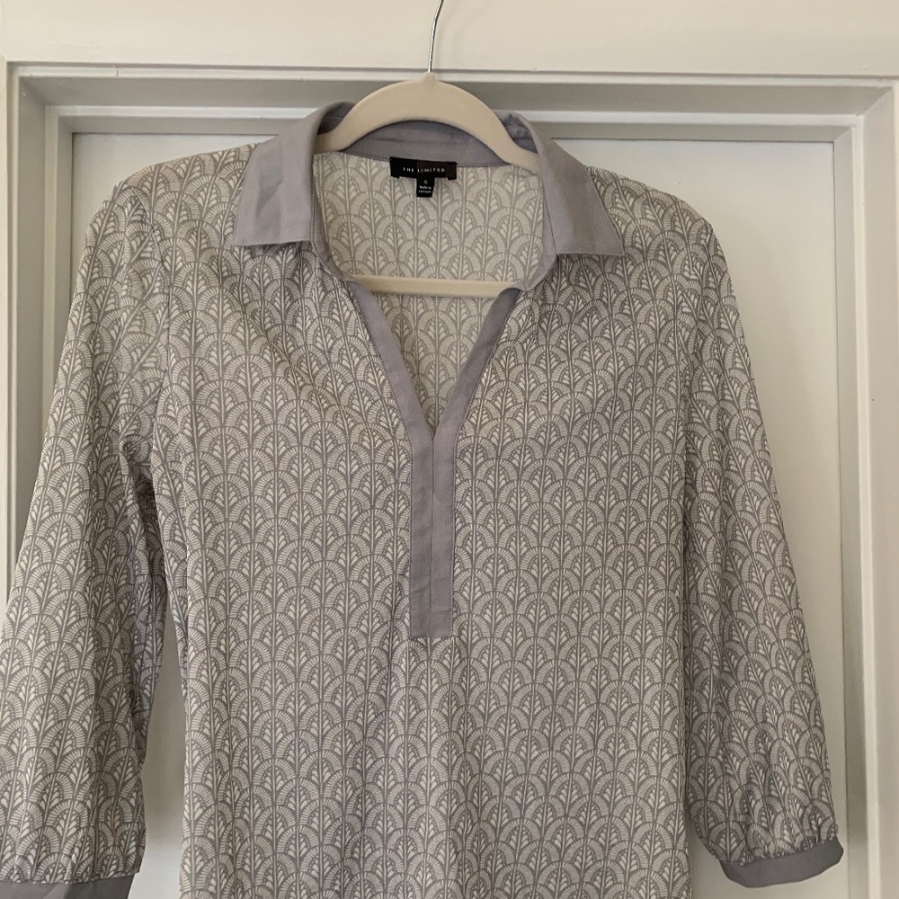 The Limited blouse size small